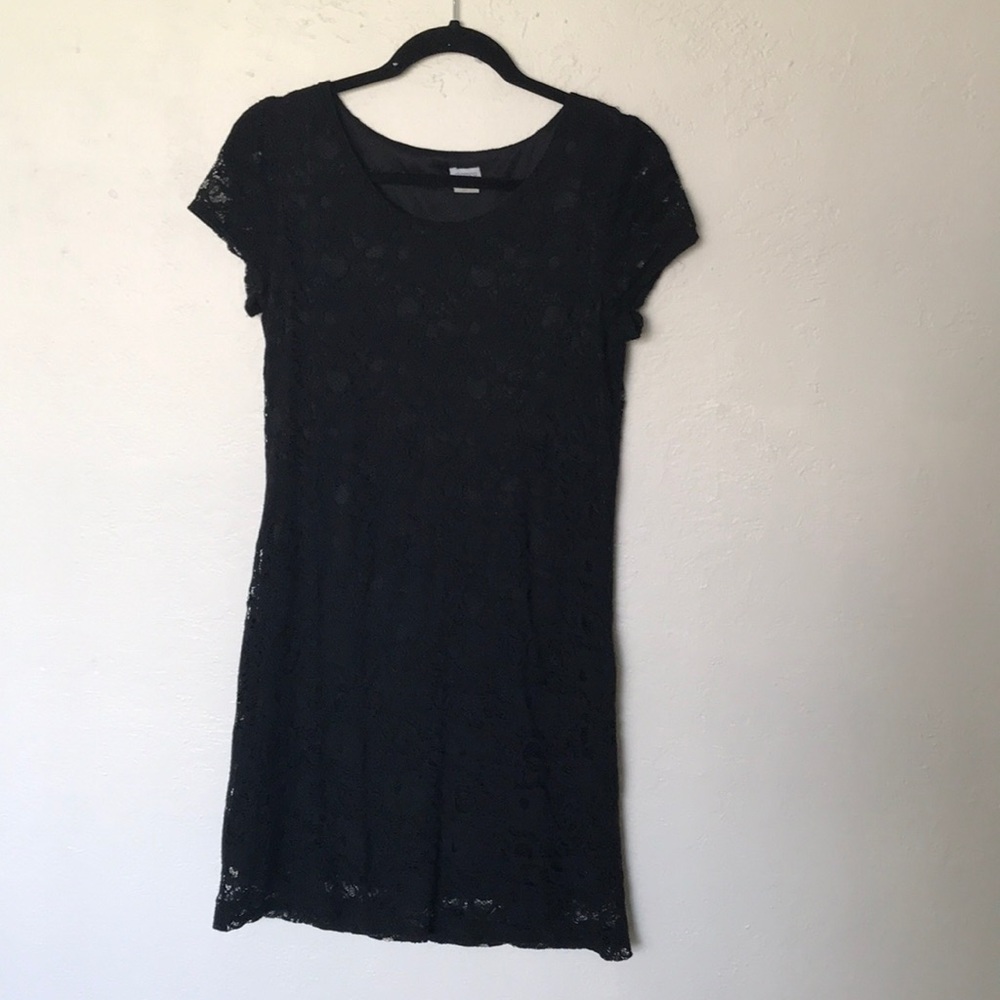 Black lacy dress